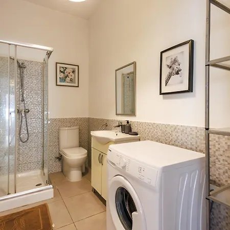 Cozy 2br In St Julians By Quicktrips דירה